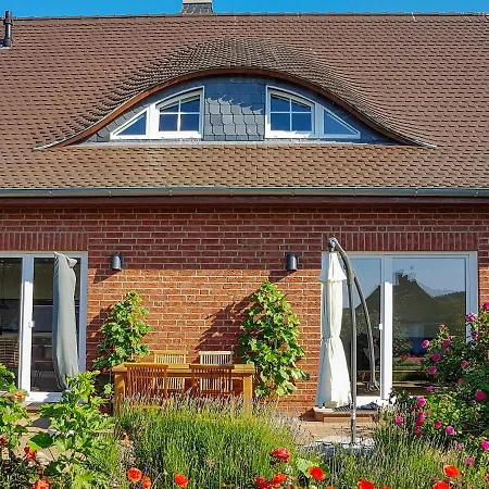 Ferienhaus Exklusives Ferienhaus Malua Middelhagen